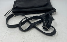 Load image into Gallery viewer, Great American Womens Black Leather Adjustable Strap Zip Top Lined Crossbody Bag