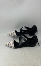 Load image into Gallery viewer, Kenneth Cole Womens Milton White Black Pointed Toe Ballet Flats Size 6.5M