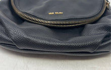 Load image into Gallery viewer, Mango Touch Womens Black Pebbled Faux Leather Adjustable Strap Crossbody Handbag