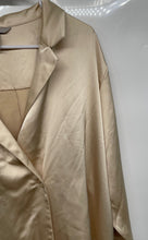 Load image into Gallery viewer, H&M Womens Light Khaki Long Sleeve Double-Breasted Satin Shirt Size XXL