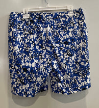 Load image into Gallery viewer, Mario Serrani Womens Blue White Floral Tummy Control Bermuda Shorts Size 12
