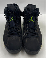 Load image into Gallery viewer, Authentic Nike Mens Jordan 6 Retro Black Green Sneaker Shoes Size 11 Damaged