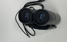 Load image into Gallery viewer, SkyGenius Black 8x21 Lightweight Compact Folding Binoculars In Carrying Case