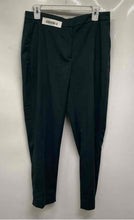 Load image into Gallery viewer, H&M Womens Black Pleated Front Pockets Straight Leg Dress Pants Size 8