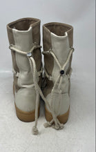 Load image into Gallery viewer, Zara Womens Beige Round Toe Lace-Up Ankle Winter Boots Size 35