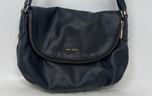 Load image into Gallery viewer, Mango Touch Womens Black Pebbled Faux Leather Adjustable Strap Crossbody Handbag