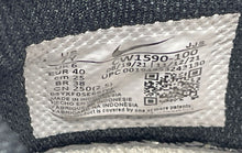 Load image into Gallery viewer, Authentic Nike Boys Dunk Low Retro White Black Sneaker Shoes Size 7Y Stained