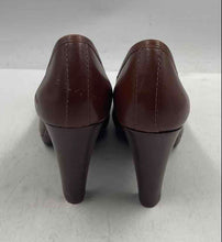Load image into Gallery viewer, Authentic Tory Burch Womens Brown Slip-On Pump Heels Size 10.5M Damaged