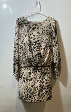 Load image into Gallery viewer, Vince Camuto Womens Beige Animal Print Long Sleeve Pullover Sheath Dress Size M