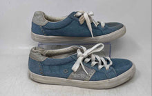 Load image into Gallery viewer, Guess Womens Madsin Blue White Denim Lace-Up Low Top Sneaker Shoes Size 10M