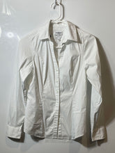 Load image into Gallery viewer, Express Womens White Original Fit Collared Long Sleeve Button-Up Shirt Size XS