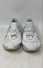 Load image into Gallery viewer, Nike Womens Quest 5 DD9291-100 White Silver Low Top Lace-Up Sneakers Shoes Sz 8