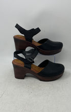 Load image into Gallery viewer, B.O.C. Womens Natasha Black Leather Buckle Block Heel Slingback Sandal Size 9M