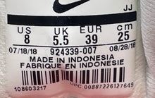 Load image into Gallery viewer, Nike Womens Flex Trainer 8 924339-007 Gray Orange Lace-Up Sneaker Shoes Size 8