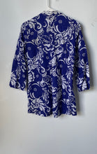 Load image into Gallery viewer, Lilly Pulitzer Womens Blue Floral Embroidered Split Neck Tunic Blouse Top Sz XS