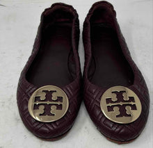 Load image into Gallery viewer, Authentic Tory Burch Womens Burgundy Slip-On Ballet Flats Size 8M Damaged
