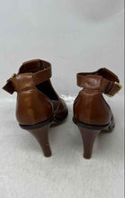 Load image into Gallery viewer, Vince Camuto Womens Frasper Brown Leather Cone Heel Ankle Booties Size 7M