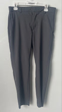 Load image into Gallery viewer, Van Heusen Mens Gray Pockets Slim Straight Leg Dress Pants Size 30x29