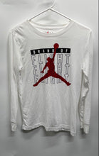 Load image into Gallery viewer, Jordan Boys White Jumpman Brand Of Flight Short Sleeve Graphic T-Shirt Size L