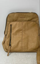 Load image into Gallery viewer, American Leather Co. Womens Light Brown Leather Adjustable Strap Zipper Backpack