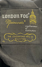 Load image into Gallery viewer, London Fog Mens Black Long Sleeve Pockets Trench Coat Size 40 Short