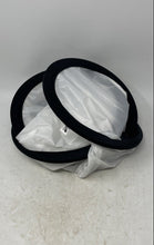 Load image into Gallery viewer, Lot Of 2 Pcs Impact Lighting Equipment Collapsible Reflectors And Accessories