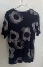 Load image into Gallery viewer, Hugo Boss Mens Black Gray Floral Print Short Sleeve Pullover T-Shirt Size M