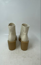 Load image into Gallery viewer, Dolce Vita Womens Caster H2O Beige Pull-On Round Toe Ankle Bootie Boots Size 6