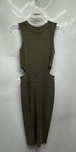 Load image into Gallery viewer, Guess Womens Green Knit Sleeveless Crew Neck Side Cutout Midi Bodycon Dress Sz M