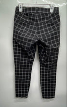 Load image into Gallery viewer, Old Navy Womens Pixie Black White Windowpane High Rise Ankle Pants Size 4