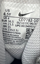 Load image into Gallery viewer, Nike Boys Court Borough 2 CD7782-107 Blue White Leather Basketball Shoes Sz 4.5Y