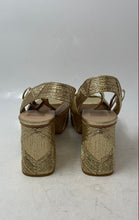 Load image into Gallery viewer, Dolce Vita Womens Bobby Deco Gold-Tone Block Heel Platform Sandals Size 10