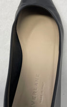 Load image into Gallery viewer, Everlane Womens Black Square Toe Slip-On Ballet Flats Size 7.5