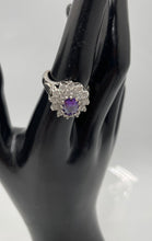Load image into Gallery viewer, Unbranded Fashion Women's Ring Weight 6.2g (NCL)