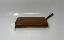Load image into Gallery viewer, Michael Kors Womens Beige Leather Zip-Around Jet Set Travel Wristlet Wallet