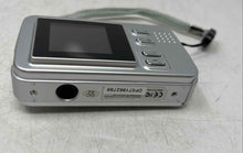 Load image into Gallery viewer, Digital Concepts Silver 4X Zoom 3.1 Megapixel Digital Camera w/ Case Not Tested