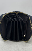 Load image into Gallery viewer, Unbranded Womens Blue Bee Logo Pebbled Leather Card Slots Zip-Around Wallet