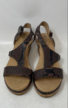 Load image into Gallery viewer, Giani Bernini Womens Terrii Brown Leather Wedge Heel Strappy Sandals Size 7M