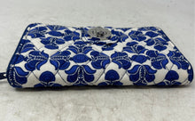 Load image into Gallery viewer, Vera Bradley Womens Blue White Printed Credit Card Slots Zip-Around Wallet