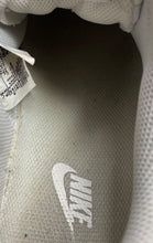 Load image into Gallery viewer, Nike Womens Gamma Force DX9176-103 White Lace-Up Sneaker Shoes Size 6.5