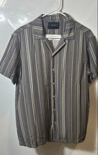Load image into Gallery viewer, Pacsun Mens Multicolor Striped Short Sleeve Camp Button-Up Shirt Size Medium