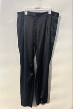 Load image into Gallery viewer, Fashion Nova Womens Black Pleated Pockets Straight Leg Dress Pants Size 1X