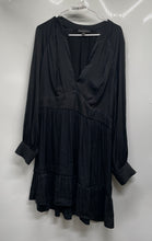 Load image into Gallery viewer, Banana Republic Womens Black Long Sleeve V-Neck Tiered Fit & Flare Dress Size XL