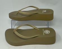 Load image into Gallery viewer, Authentic Tory Burch Womens Brown Wedge Heel Flip Flop Sandals Size 8M