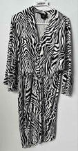 Load image into Gallery viewer, AX Paris Womens Black White Zebra Print Long Sleeve Midi Blouson Dress Size 16