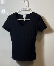 Load image into Gallery viewer, H&M Womens Black V-Neck Short Sleeve Stretch Pullover T-Shirt Size Small