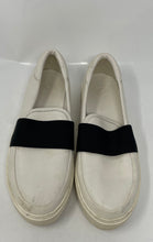 Load image into Gallery viewer, UGG Womens Chayze White Black Round Toe Slip-On Sneaker Shoes Size 7