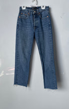 Load image into Gallery viewer, Zara Womens Blue Denim Cotton Join Life 5-Pocket Design Raw Hem Straight Jeans 0