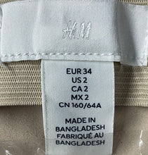 Load image into Gallery viewer, H&M Womens Beige Flat Front Slash Pockets Straight Leg Dress Pants Size 2