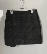 Load image into Gallery viewer, H&M Womens Black White Polka Dot Back Zip Asymmetrical Hem Mini Skirt Size 10